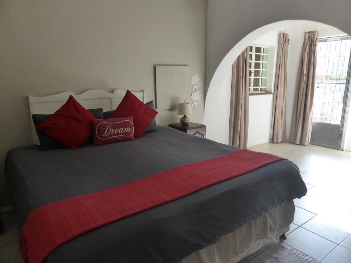 Orange Elephant Backpackers Hostel Addo Exterior photo